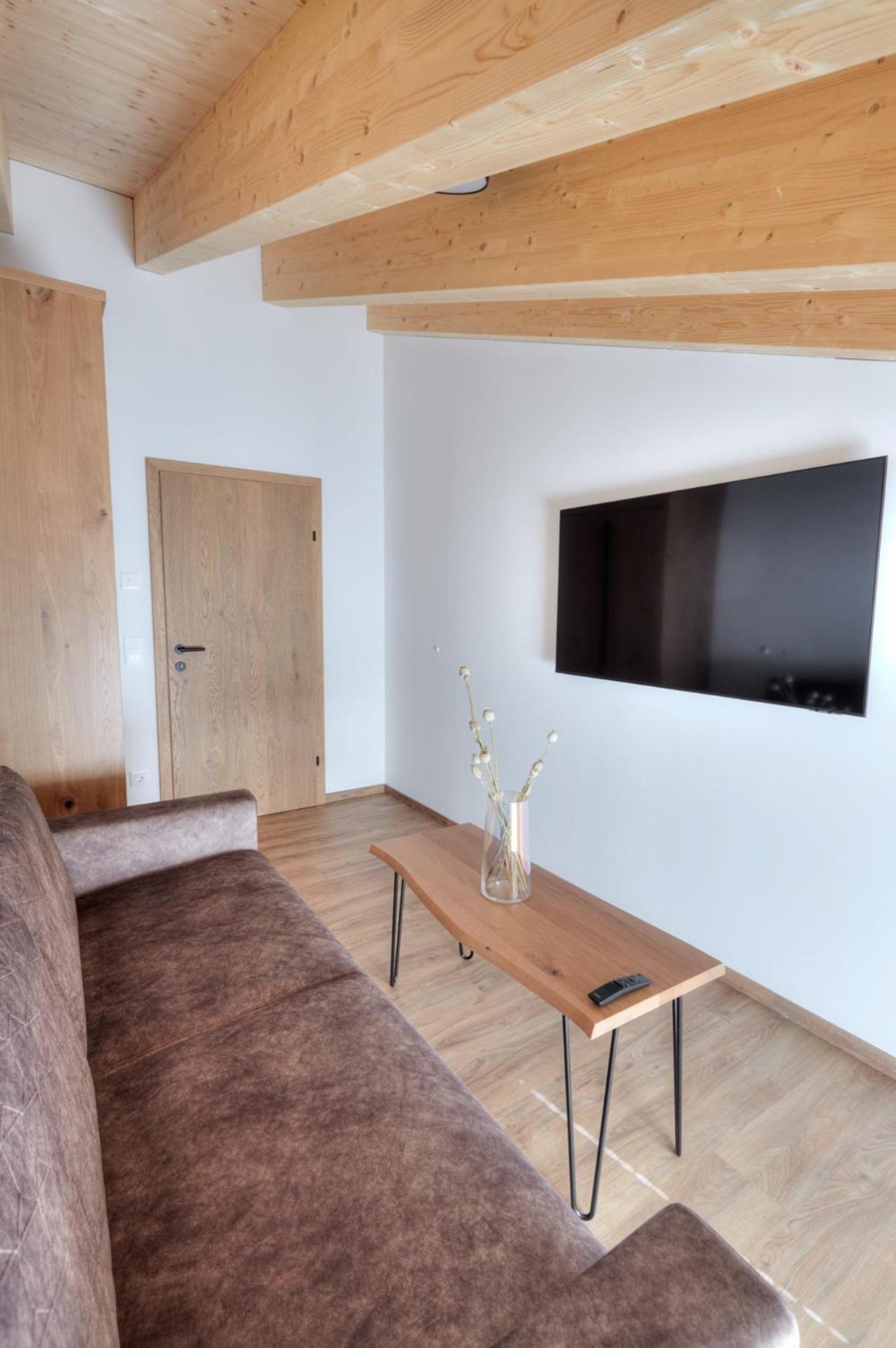 Apartamento Alpenstolz Damuels Haus 4 - Stilvoll Urlauben In Den Bergen Exterior foto