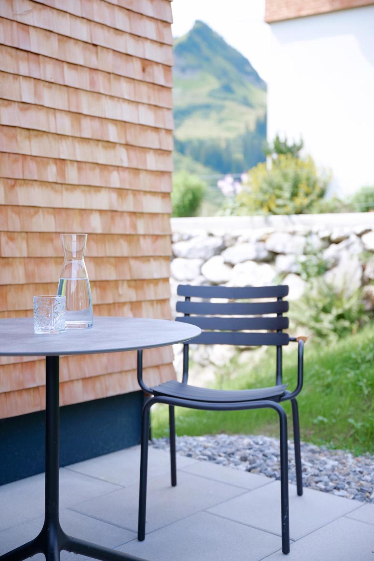 Apartamento Alpenstolz Damuels Haus 4 - Stilvoll Urlauben In Den Bergen Exterior foto