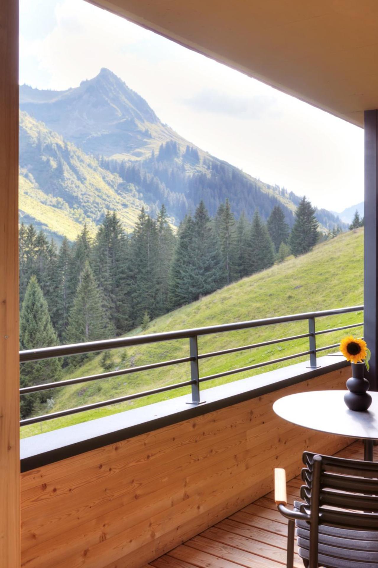 Apartamento Alpenstolz Damuels Haus 4 - Stilvoll Urlauben In Den Bergen Exterior foto