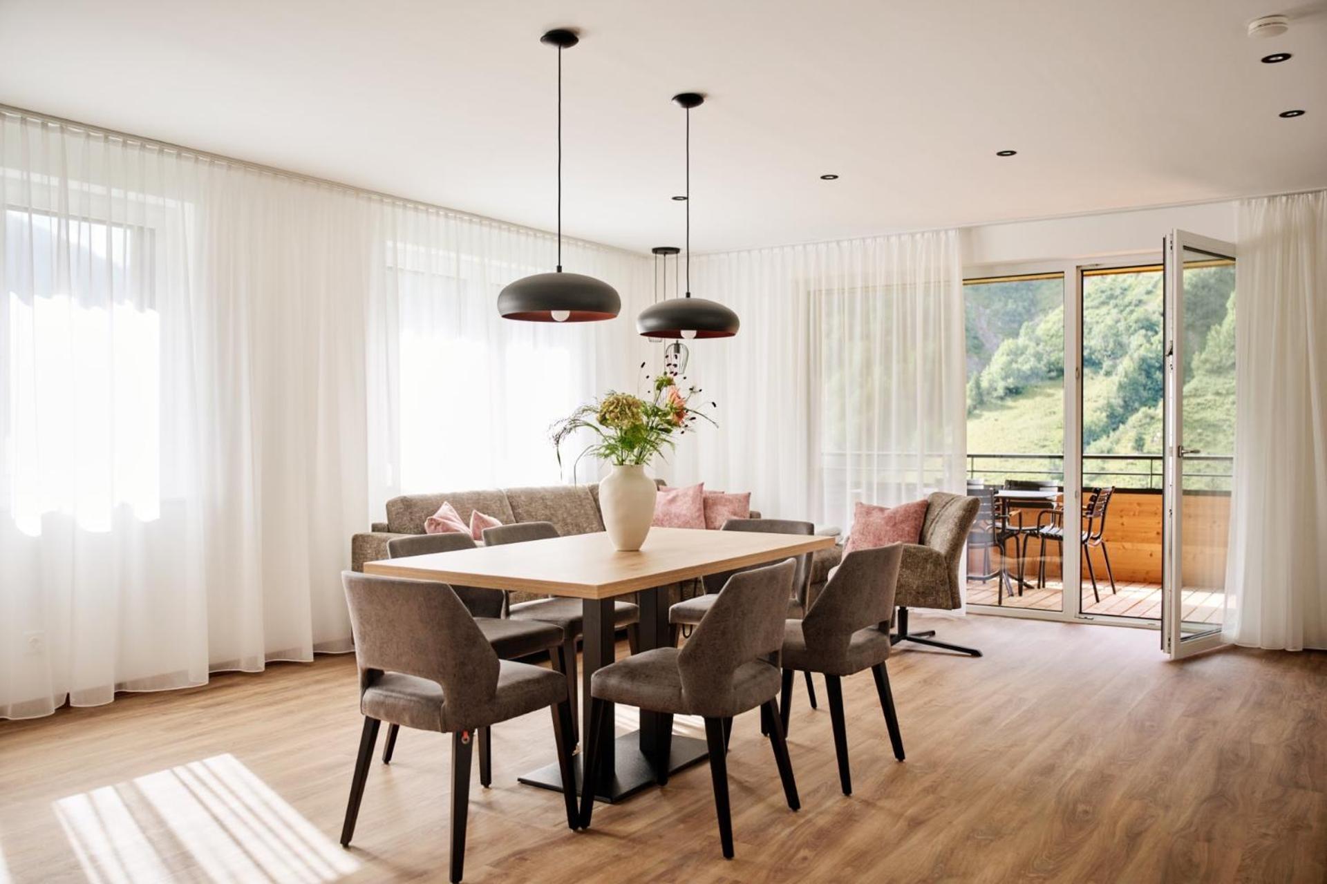 Apartamento Alpenstolz Damuels Haus 4 - Stilvoll Urlauben In Den Bergen Exterior foto